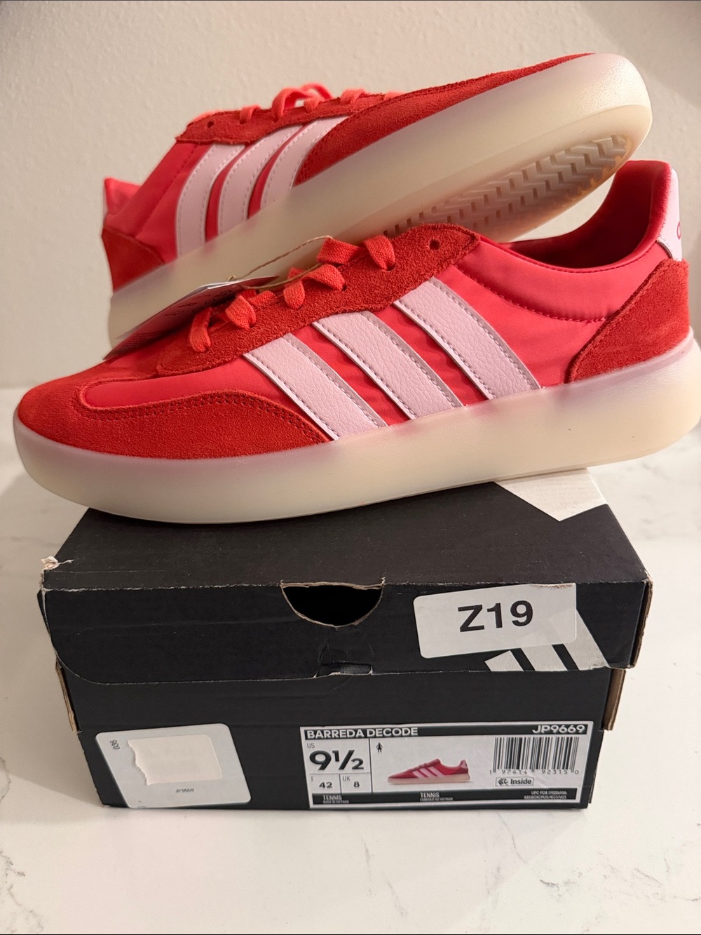 ADIDAS BARREDA DECODE Red Sneakers with Light Pink Stripes